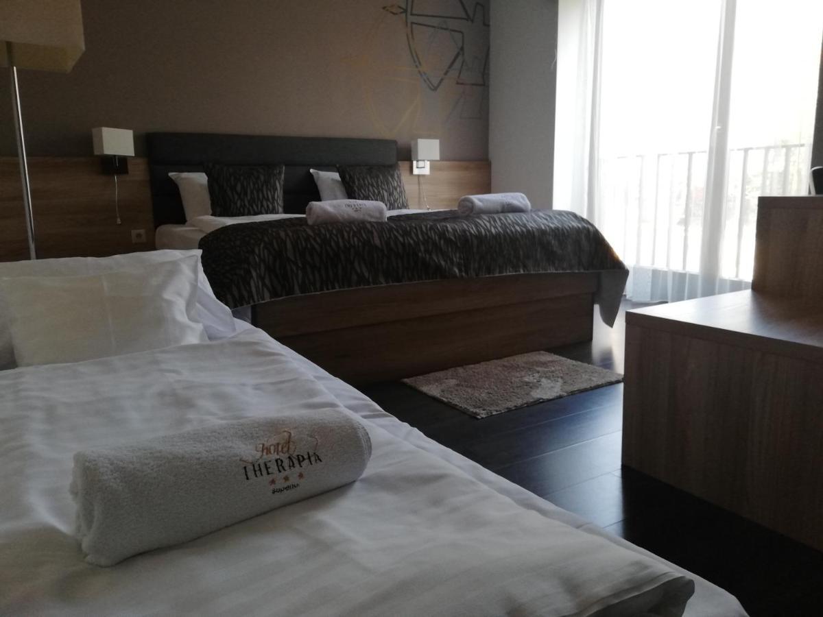 Hotel Therapia Pécs Eksteriør bilde
