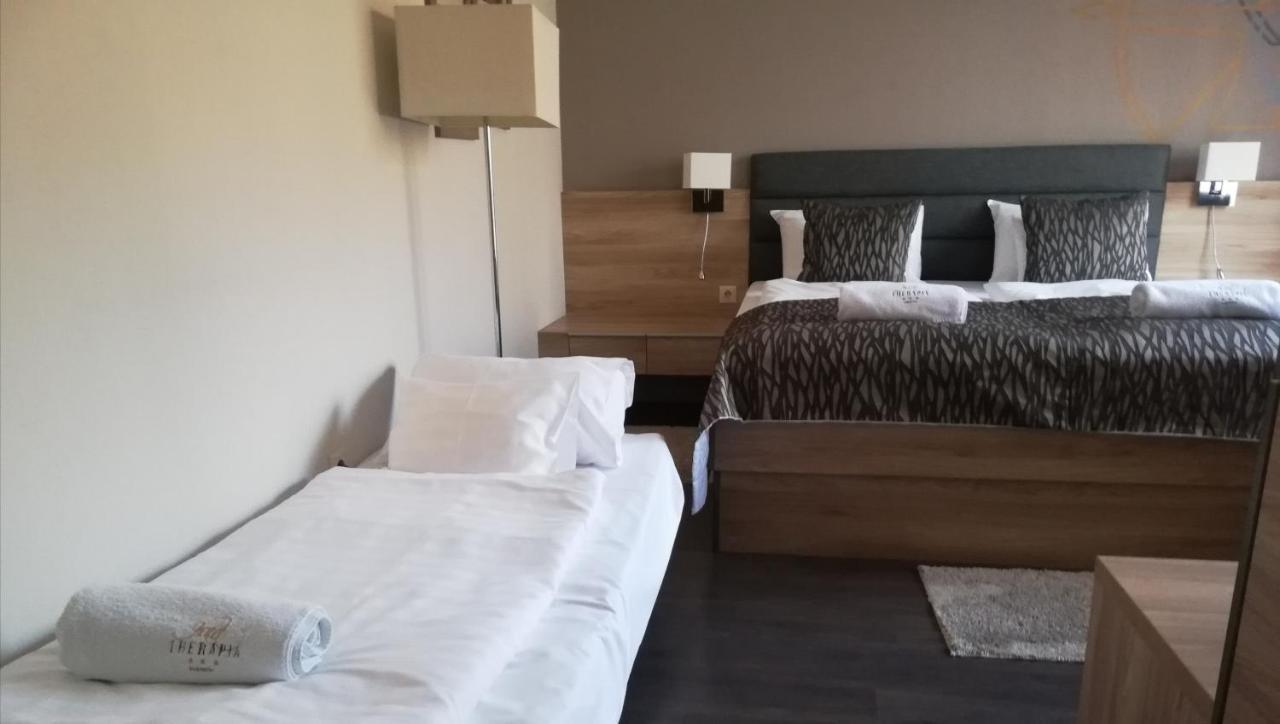 Hotel Therapia Pécs Eksteriør bilde